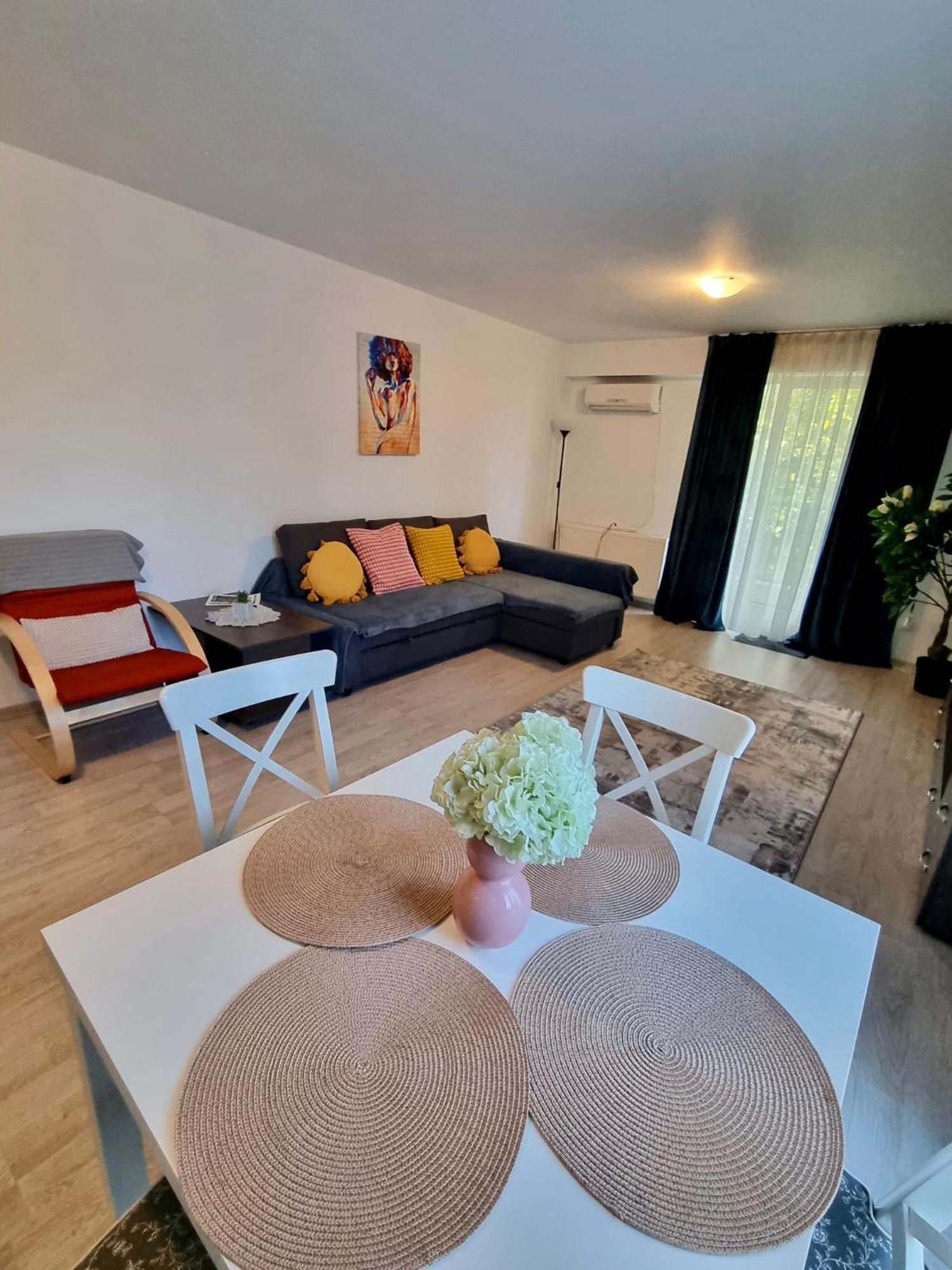 Fly Airport Residences & Therme-Self Check-In Otopeni Exteriér fotografie